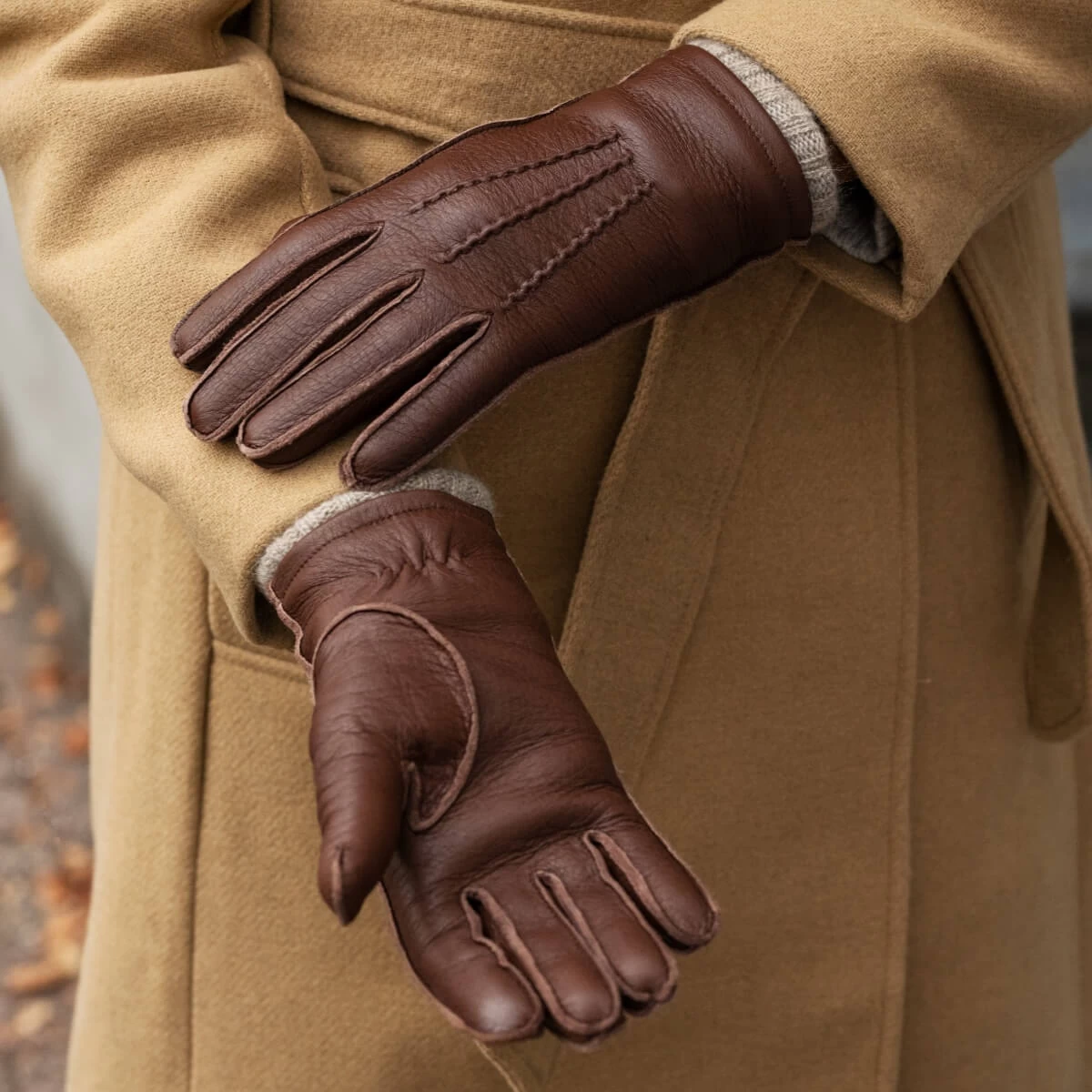 Vittoria (brown) - Italian Gloves Made Of American Deerskin Leather With Cashmere Lining 9 Vittoria (brown) - Italian Gloves Made Of American Deerskin Leather With Cashmere Lining - Image 9