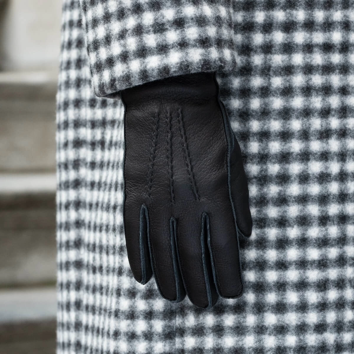 Vittoria (black) - Italian Gloves Made Of American Deerskin Leather With Cashmere Lining 10 Vittoria (black) - Italian Gloves Made Of American Deerskin Leather With Cashmere Lining - Image 10