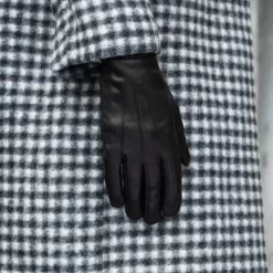 Francesca (black) - Italian Lambskin Leather Gloves With White Rabbit Fur Lining -Fratelli Orsini Shop 4 36e4eb74 3e29 4aa3 b0f8 62266f9bce2f
