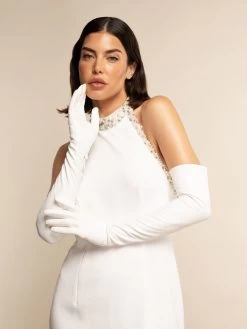 Angelina (white) - Italian Silk Lined 16-button Length Leather Bridal / Opera Gloves 15 Angelina (white) - Italian Silk Lined 16-button Length Leather Bridal / Opera Gloves -Fratelli Orsini Shop Angelina bridal leather gloves fratelli orsini 5 632e9ff9 cb79 4e6a a0b4 53c4e6f7296f