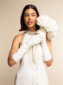 Angelina (white) - Italian Silk Lined 8-button Length Leather Bridal / Opera Gloves 17 Angelina (white) - Italian Silk Lined 8-button Length Leather Bridal / Opera Gloves -Fratelli Orsini Shop Angelina bridal leather gloves fratelli orsini 6