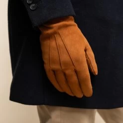 Angelo (cognac) - Suede Leather Gloves With Luxurious Cashmere Lining -Fratelli Orsini Shop Angelo suede camel men fratelli orsini 9
