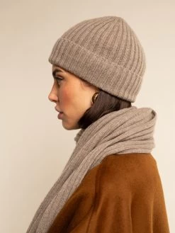Milano (brown) - 100% Cashmere Ribbed Beanie (unisex) -Fratelli Orsini Shop Beanie brown cashmere fratelli orsini 5