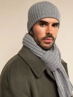 Milano (light Grey) - 100% Cashmere Ribbed Beanie (unisex) 26 Milano (light Grey) - 100% Cashmere Ribbed Beanie (unisex) -Fratelli Orsini Shop Beanie light grey cashmere fratelli orsini 5