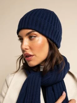 Milano (navy Blue) - 100% Cashmere Ribbed Beanie (unisex) 22 Milano (navy Blue) - 100% Cashmere Ribbed Beanie (unisex) -Fratelli Orsini Shop Beanie navy blue cashmere fratelli orsini 2