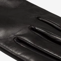 Bella (black) - Italian Lambskin Leather Gloves With Lambswool Lining & Touchscreen Feature 16 Bella (black) - Italian Lambskin Leather Gloves With Lambswool Lining & Touchscreen Feature -Fratelli Orsini Shop Belle 3