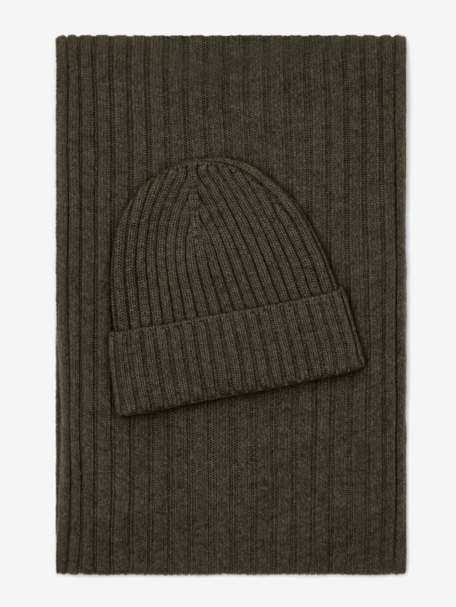 Napoli (dark Green) - 100% Cashmere Ribbed Scarf (unisex) 4 Napoli (dark Green) - 100% Cashmere Ribbed Scarf (unisex) - Image 4