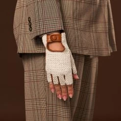 Daniella (cognac) - Hand-sewn Italian Crochet Driving Gloves From Lambskin Leather 19 Daniella (cognac) - Hand-sewn Italian Crochet Driving Gloves From Lambskin Leather -Fratelli Orsini Shop Daniella 2