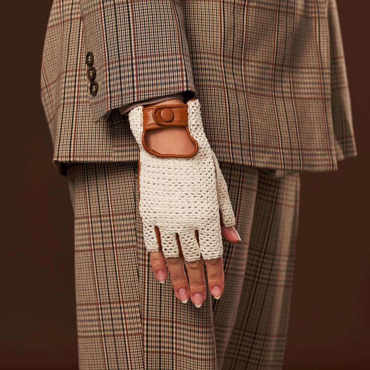Daniella (cognac) - Hand-sewn Italian Crochet Driving Gloves From Lambskin Leather 5 Daniella (cognac) - Hand-sewn Italian Crochet Driving Gloves From Lambskin Leather - Image 5
