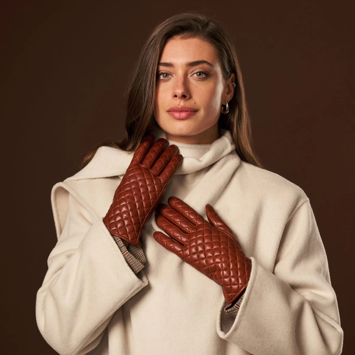 Emilia (brown) - Classic Italian Lambskin Leather Gloves With Cashmere Lining And Checkered Pattern 6 Emilia (brown) - Classic Italian Lambskin Leather Gloves With Cashmere Lining And Checkered Pattern - Image 6