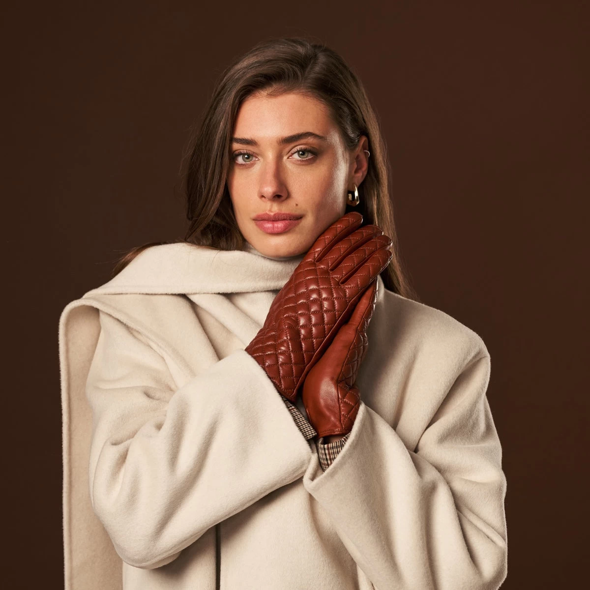 Emilia (brown) - Classic Italian Lambskin Leather Gloves With Cashmere Lining And Checkered Pattern 8 Emilia (brown) - Classic Italian Lambskin Leather Gloves With Cashmere Lining And Checkered Pattern - Image 8