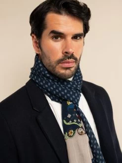 Edoardo (blue) - Soft And Lightweight Italian Scarf From 100% Wool 18 Edoardo (blue) - Soft And Lightweight Italian Scarf From 100% Wool -Fratelli Orsini Shop F1124 blue 4