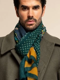 Edoardo (dark Green) - Soft And Lightweight Italian Scarf From 100% Wool 17 Edoardo (dark Green) - Soft And Lightweight Italian Scarf From 100% Wool -Fratelli Orsini Shop F1124 green 5