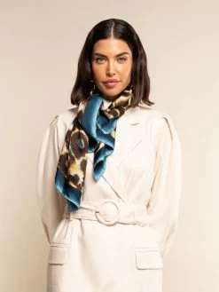 Bruna (blue)- Soft And Lightweight Italian Foulard From Pure Silk -Fratelli Orsini Shop FO Bruna silk scarf C1 6 ed7eaa6e aca8 4dfb a254 be4f12128a56