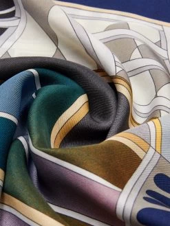 Fiorella (red/blue) - Soft And Lightweight Italian Foulard From Pure Silk -Fratelli Orsini Shop FO Fiorella Silk Scarf 4