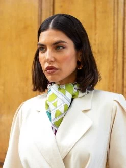 Fiorella (green) - Soft And Lightweight Italian Foulard From Pure Silk -Fratelli Orsini Shop FO Fiorella Silk Scarf 6 76f6bd0e fb53 4128 9ae7 1d0a4bb9d4a8