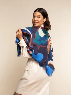 Giorgia (blue/red) - Soft And Lightweight Italian Foulard From Pure Silk -Fratelli Orsini Shop FO Giorgia Silk Scarf 9