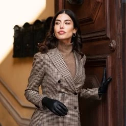 Isabella (black) - Italian Lambskin Leather Gloves With Cashmere Lining & Touchscreen Feature -Fratelli Orsini Shop Isabella 3 46b1004f 6790 43e9 bd1e e4004aa80bd8