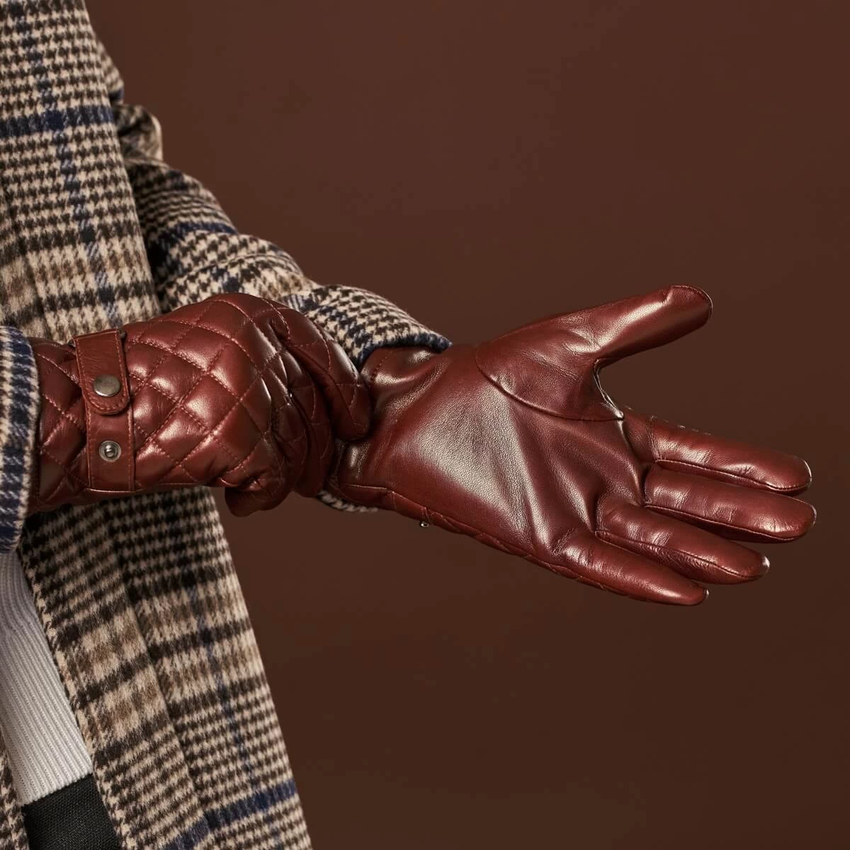 Luca (brown) - Italian Lambskin Leather Gloves With Cashmere Lining And Checkered Pattern 8 Luca (brown) - Italian Lambskin Leather Gloves With Cashmere Lining And Checkered Pattern - Image 8