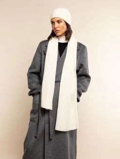 Napoli (cream) - 100% Cashmere Ribbed Scarf (unisex) -Fratelli Orsini Shop Scarf creme cashmere fratelli orsini 5