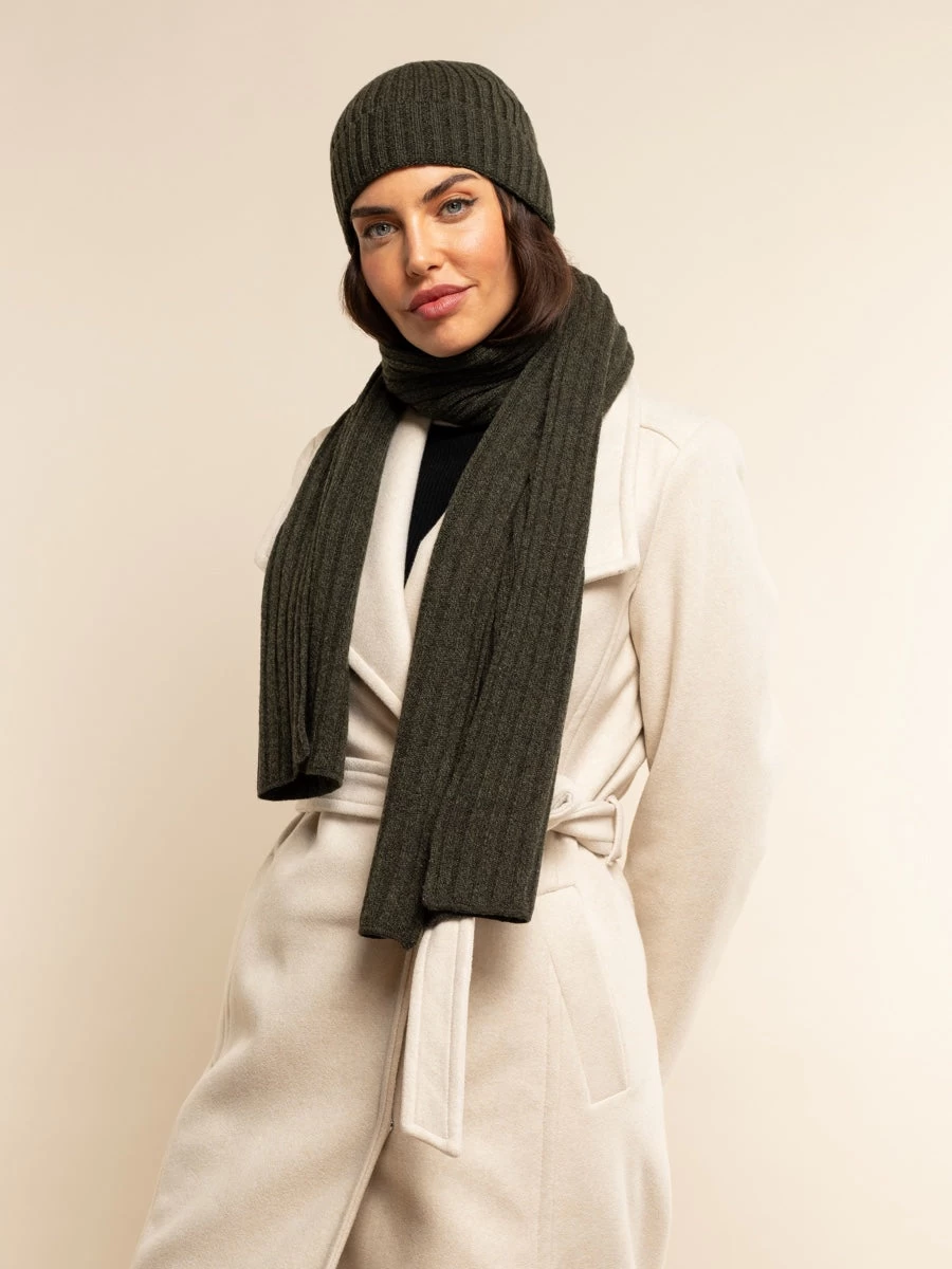 Napoli (dark Green) - 100% Cashmere Ribbed Scarf (unisex) 8 Napoli (dark Green) - 100% Cashmere Ribbed Scarf (unisex) - Image 8