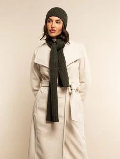 Napoli (dark Green) - 100% Cashmere Ribbed Scarf (unisex) 27 Napoli (dark Green) - 100% Cashmere Ribbed Scarf (unisex) -Fratelli Orsini Shop Scarf dark green cashmere fratelli orsini 4