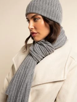 Napoli (light Grey) - 100% Cashmere Ribbed Scarf (unisex) -Fratelli Orsini Shop Scarf light grey cashmere fratelli orsini 4