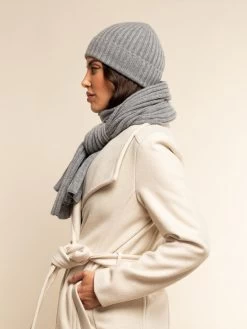 Napoli (light Grey) - 100% Cashmere Ribbed Scarf (unisex) -Fratelli Orsini Shop Scarf light grey cashmere fratelli orsini 8