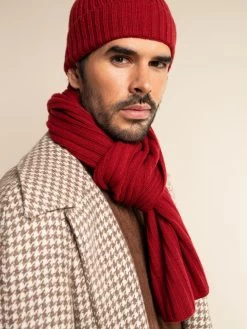 Napoli (red) - 100% Cashmere Ribbed Scarf (unisex) 26 Napoli (red) - 100% Cashmere Ribbed Scarf (unisex) -Fratelli Orsini Shop Scarf red cashmere fratelli orsini 3