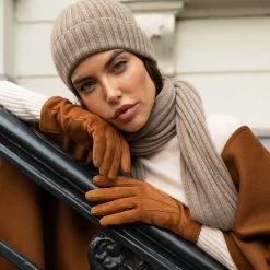 Silvia (cognac) - Suede Leather Gloves With Luxurious Cashmere Lining -Fratelli Orsini Shop Silvia suede camel women fratelli orsini 9