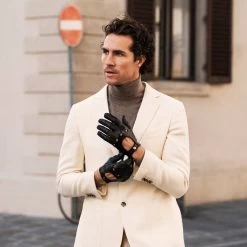 Umberto (black) - Italian Lambskin Leather Driving Gloves & Touchscreen Feature -Fratelli Orsini Shop Umberto 4 c6026fd4 d9e5 44e8 84ad f685e8db61e3