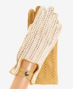 CA4620 (tan) - Women's Crochet And Carpincho Leather Driving Gloves